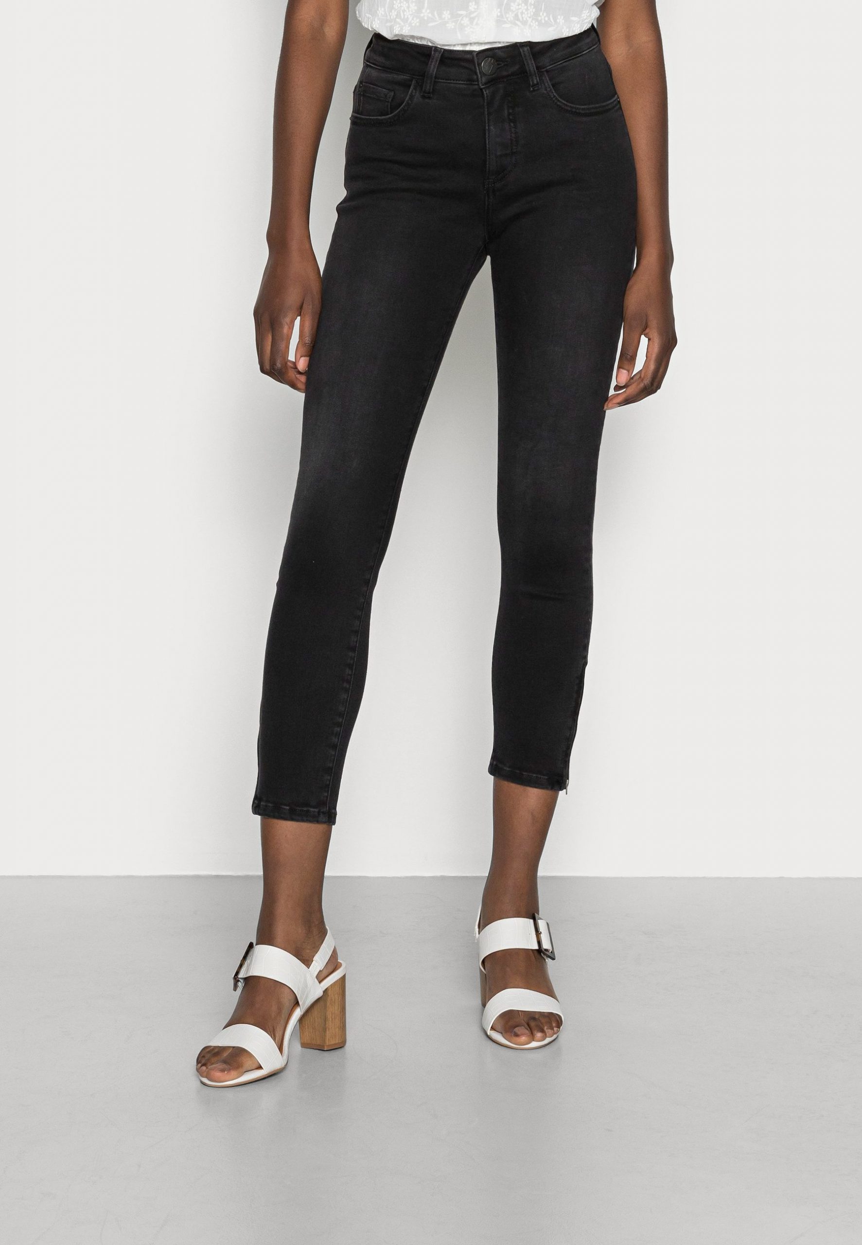 servitrice Sydøst Avl Authentique opening sales - Opus Excellent EVITA ZIP - Jeans Skinny Fit